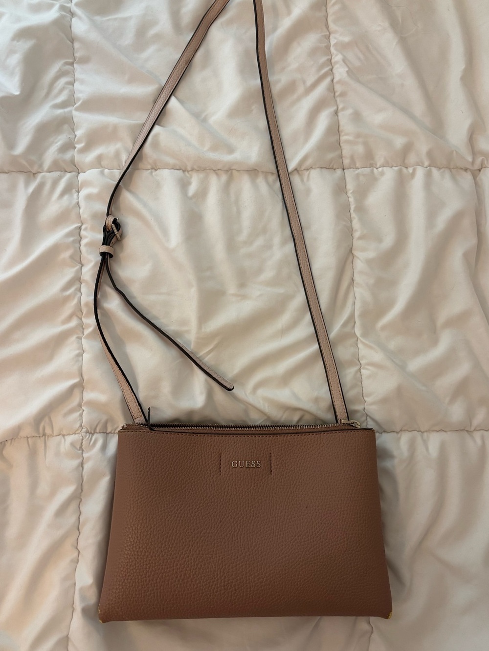 GUESS leather shoulder bag